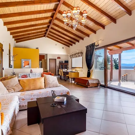 Hills Nydri (Lefkada)